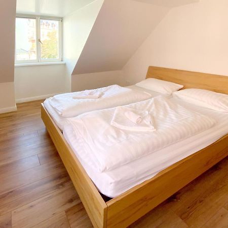 Colonial Cafe Pension Werder  Bagian luar foto