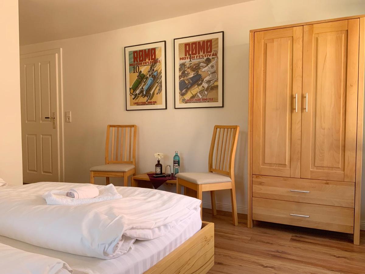 Colonial Cafe Pension Werder  Bagian luar foto